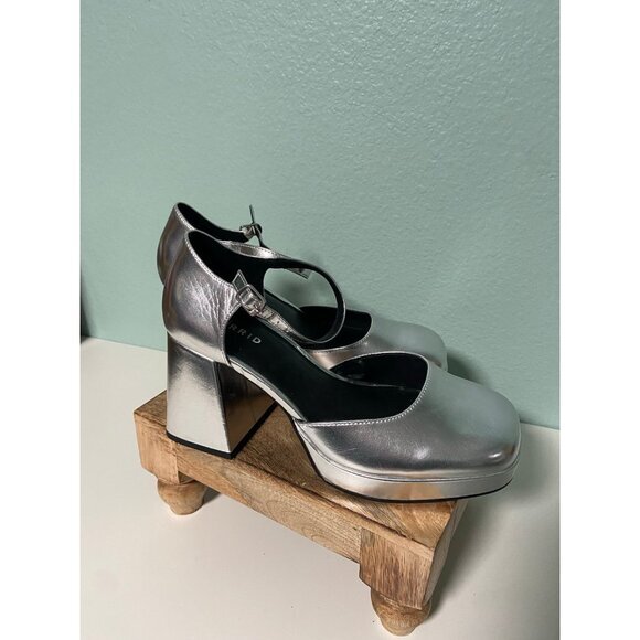 Silver Block Heel Mary Jane Shoes - Picture 4 of 11